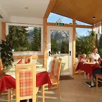 Hotel Tannenhof
