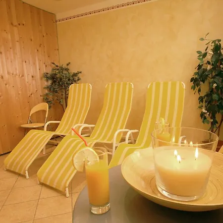 酒店 塔恩内霍夫酒店 2*