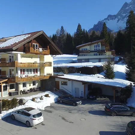 塔恩内霍夫酒店 埃尔瓦尔德