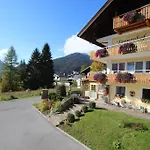 Tannenhof 2*