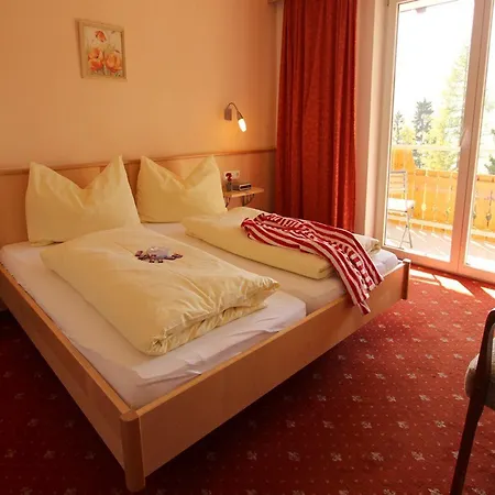 Tannenhof 2*